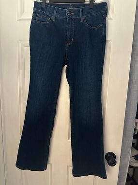 NYDJ Dark Blue Barbara Bootcut. 8 petite 29’ inseam. Great condition
